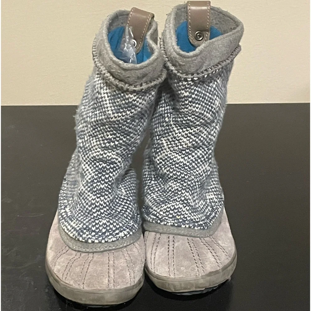 Sorel - Picture 1 of 5